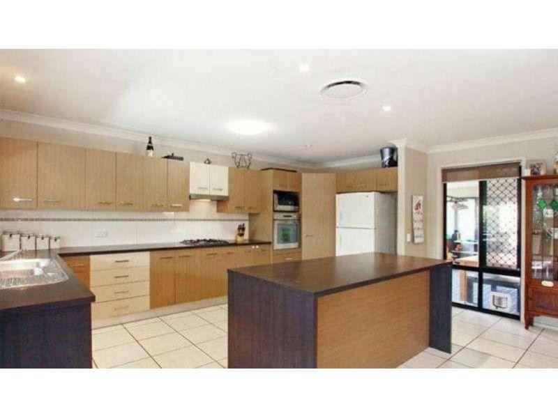 10 Nardoo Close, Carseldine QLD 4034