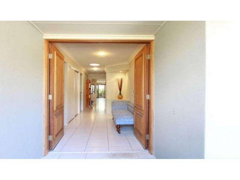 10 Nardoo Close, Carseldine QLD 4034