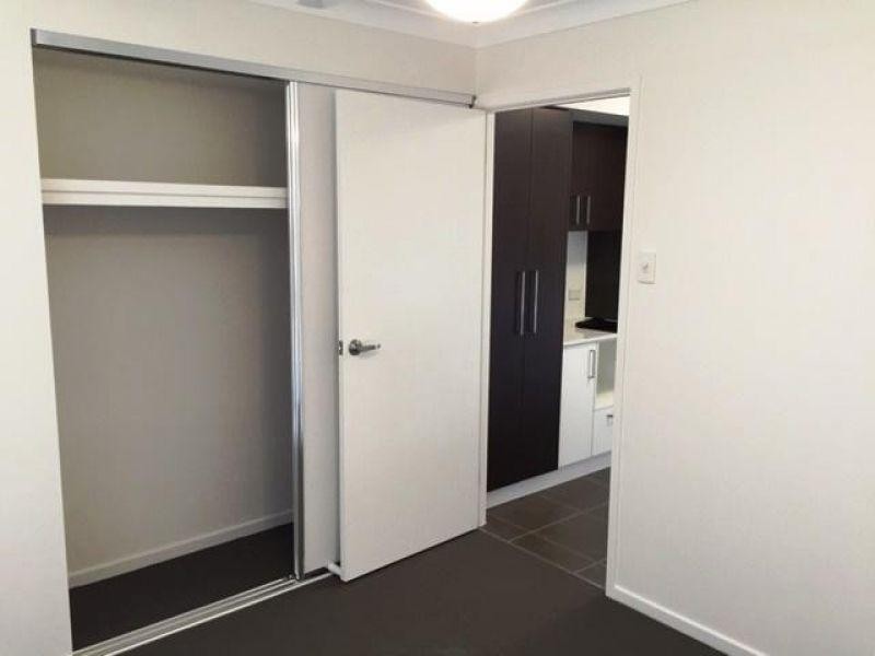 2/77 Carlingford Circuit, Warner QLD 4500
