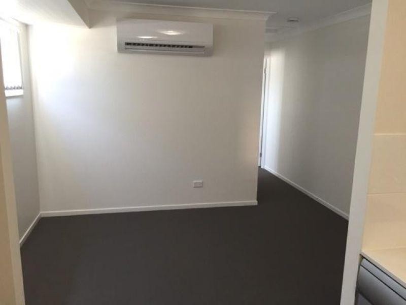 2/77 Carlingford Circuit, Warner QLD 4500