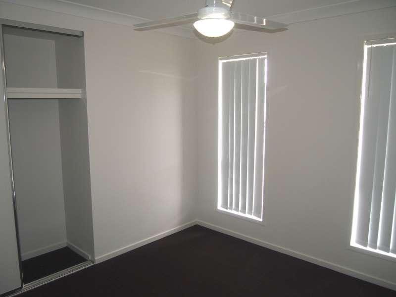 1/71 Parkway Crescent, Caboolture QLD 4510