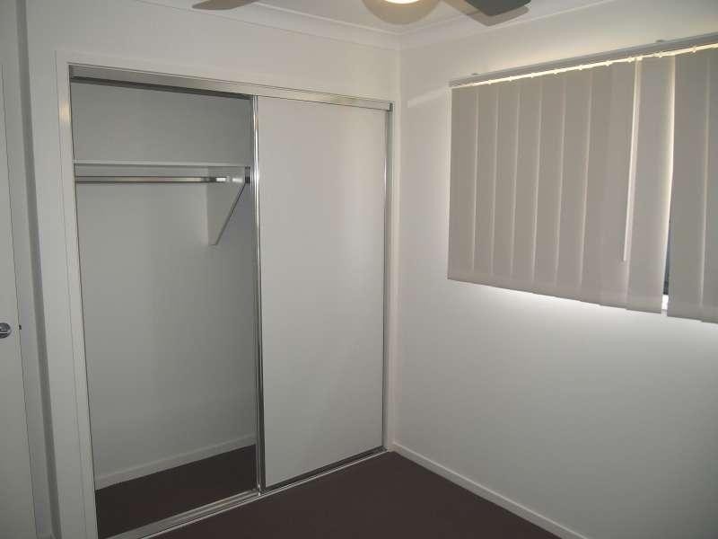 1/71 Braxlaw Crescent, Dakabin QLD 4503