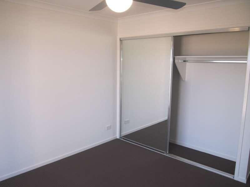 1/71 Braxlaw Crescent, Dakabin QLD 4503