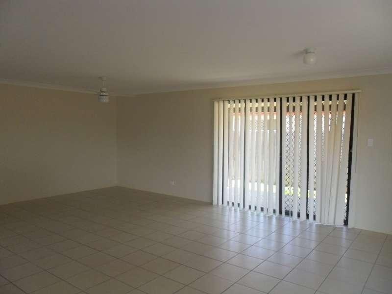 25 Hubner Drive, Rothwell QLD 4022