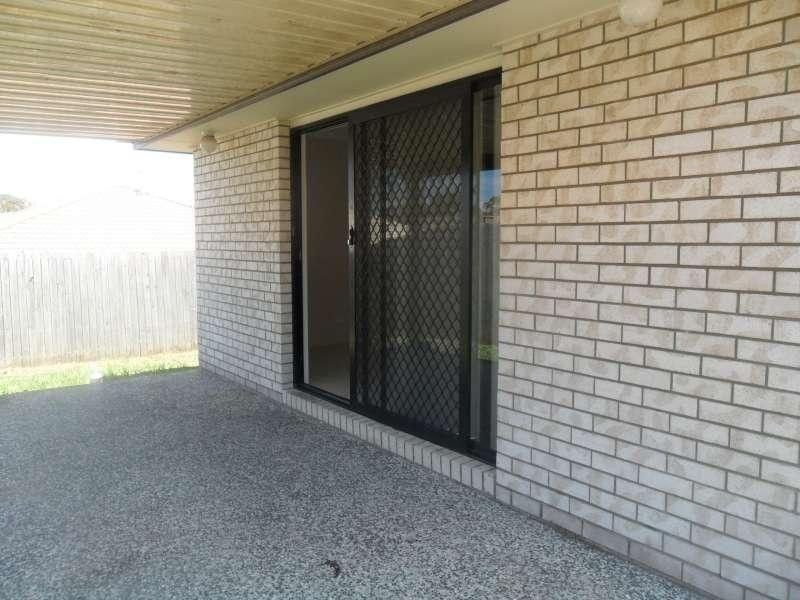 25 Hubner Drive, Rothwell QLD 4022