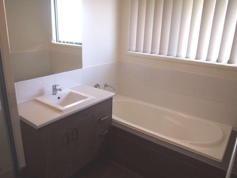 1/30 Basalt Street, Caboolture QLD 4510