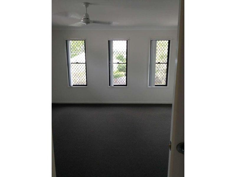 70 Ardoyne Road, Corinda QLD 4075