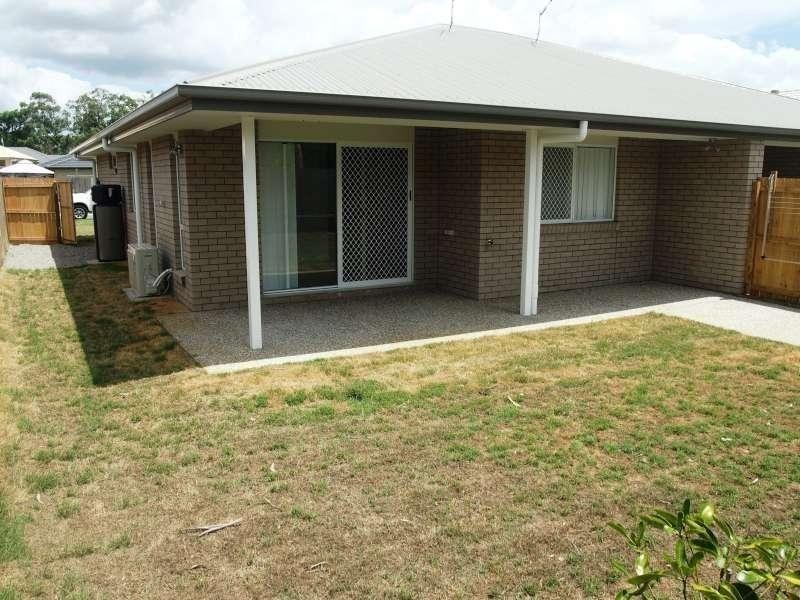 2/11 Barcoo Street, Burpengary QLD 4505