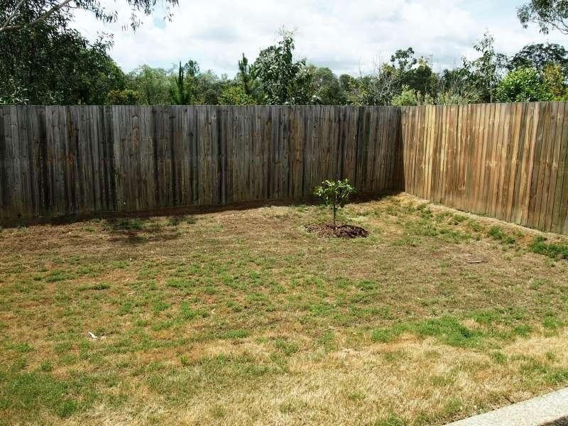 2/11 Barcoo Street, Burpengary QLD 4505