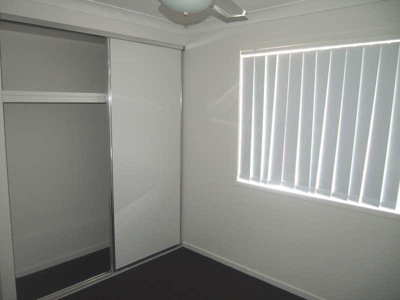 1/10 Waterbird Crescent, Caboolture QLD 4510