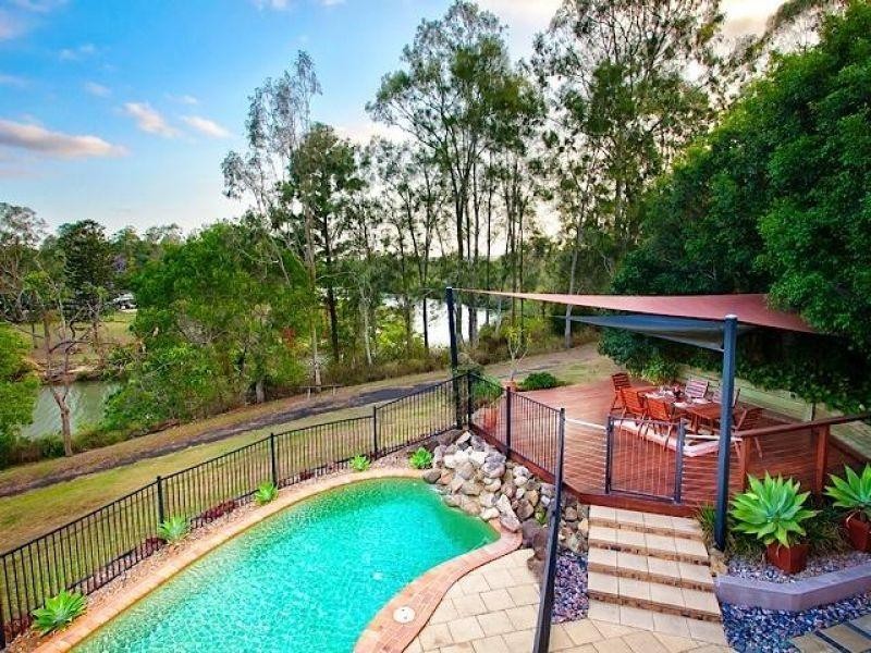 6 Spry Court, Petrie QLD 4502