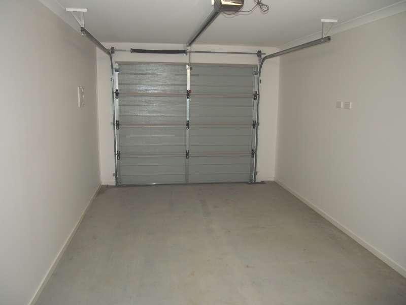 2/69 Braxlaw Crescent, Dakabin QLD 4503