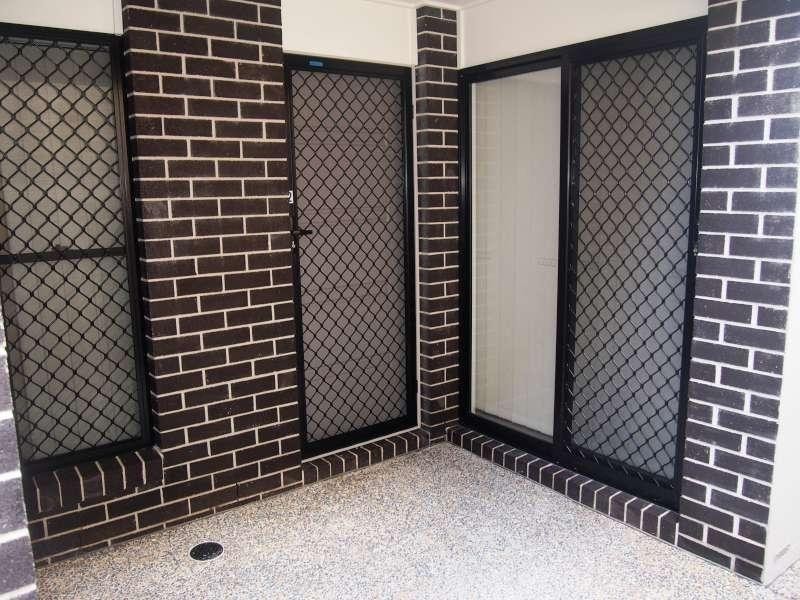 2/69 Braxlaw Crescent, Dakabin QLD 4503