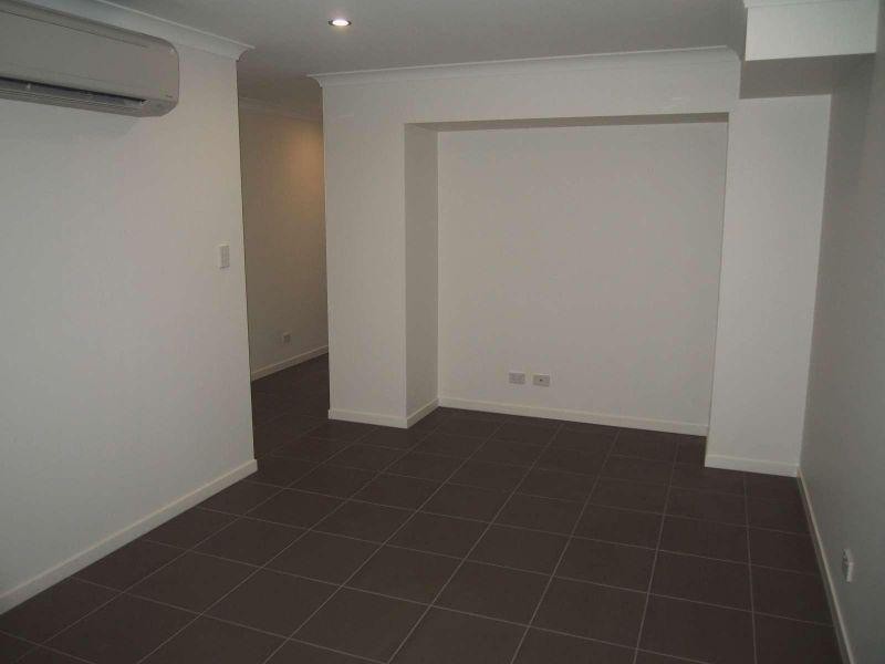 1/67 Braxlaw Crescent, Dakabin QLD 4503