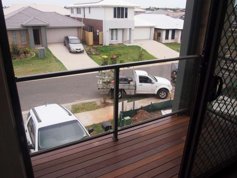 2/67 Braxlaw Crescent, Dakabin QLD 4503