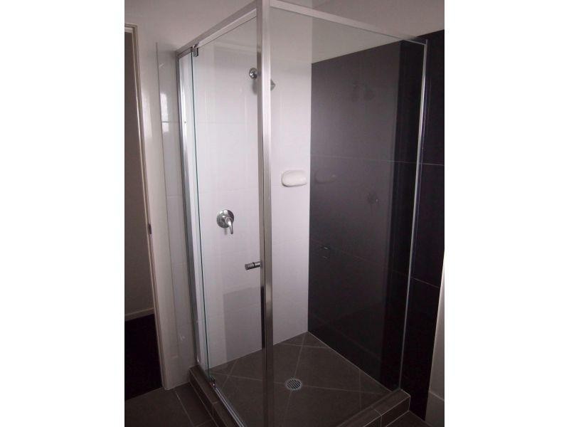 1/3 Macaw Place, Dakabin QLD 4503