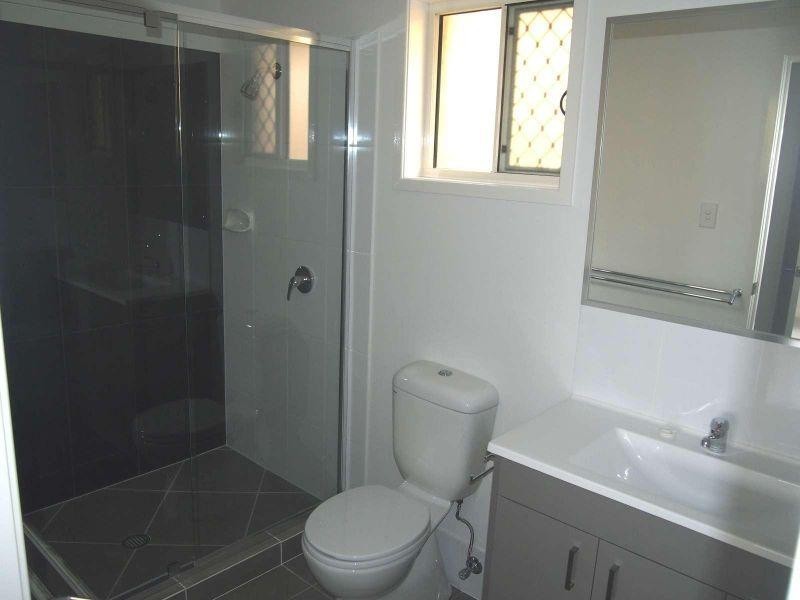 1/3 Macaw Place, Dakabin QLD 4503