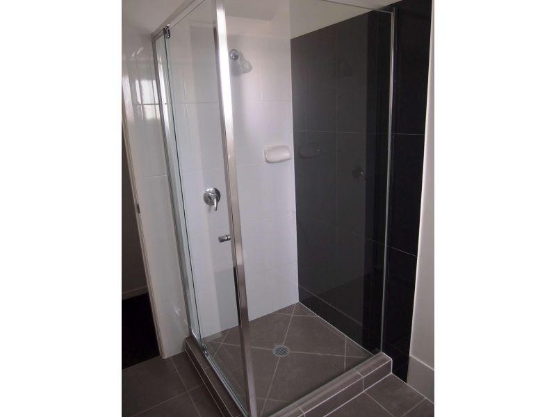 2/3 Macaw Place, Dakabin QLD 4503