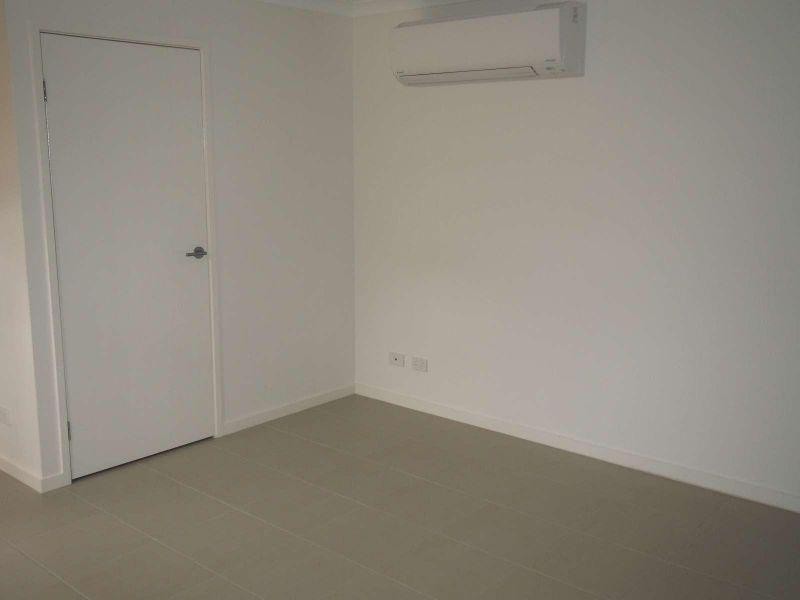 2/10 Llama Court, Dakabin QLD 4503