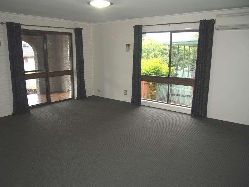 9 Belrose Avenue, Petrie QLD 4502