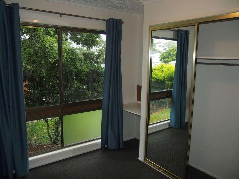 9 Belrose Avenue, Petrie QLD 4502