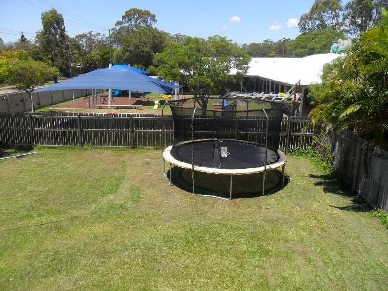 2 Beacon Street, Morayfield QLD 4506
