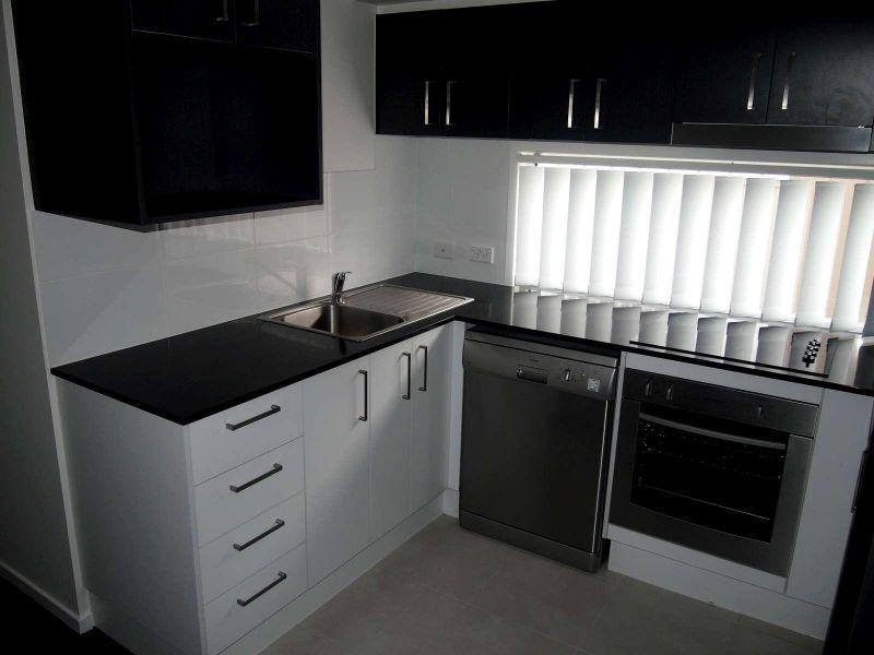 2/8 Bow Street, Bray Park QLD 4500