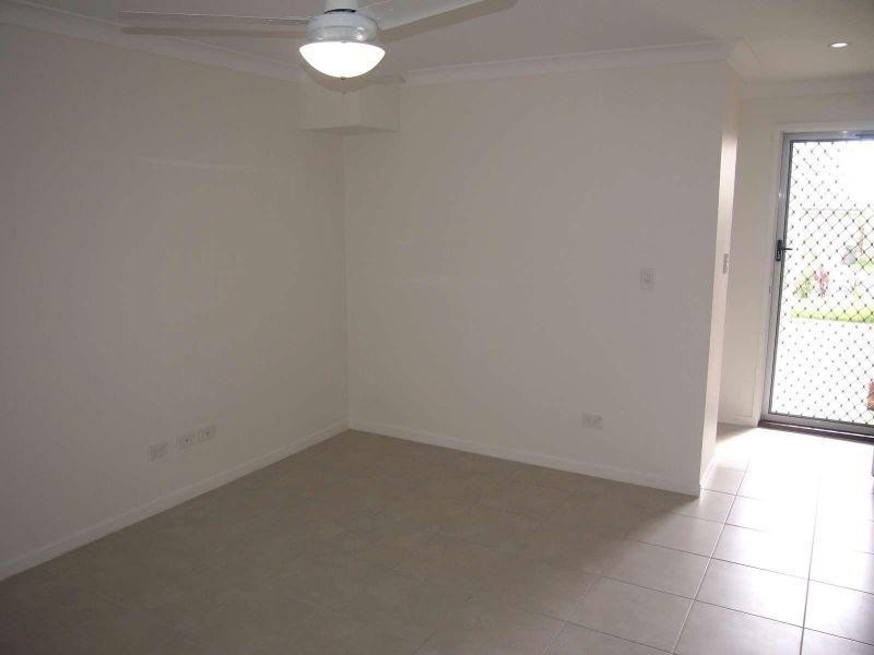 1/8 Bow Street, Bray Park QLD 4500