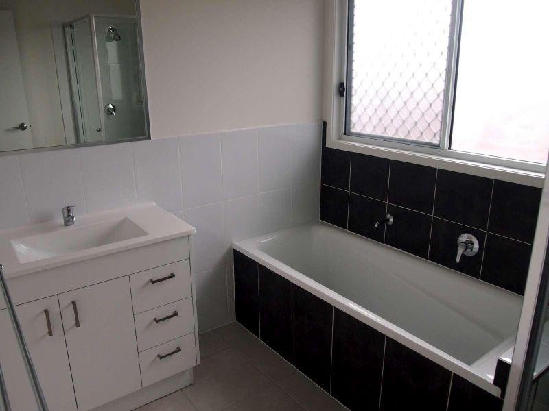 1/8 Bow Street, Bray Park QLD 4500