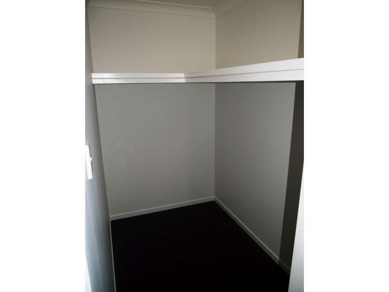 1/8 Bow Street, Bray Park QLD 4500