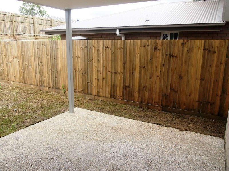 1/8 Bow Street, Bray Park QLD 4500