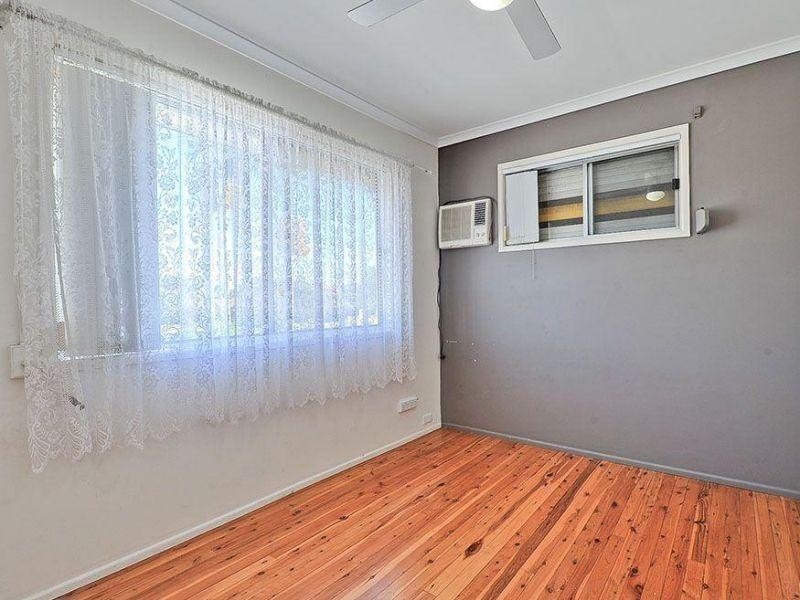 215 Maine Road, Clontarf QLD 4019