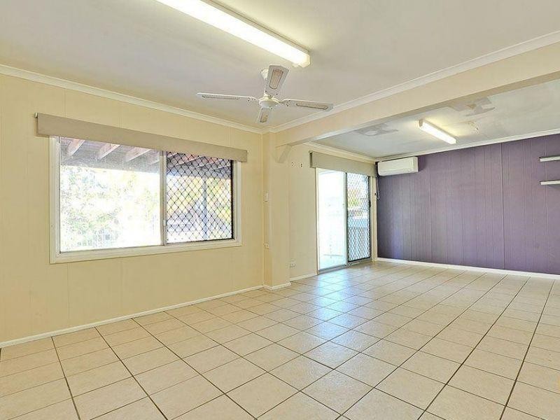 215 Maine Road, Clontarf QLD 4019