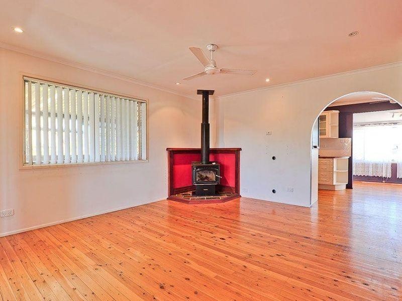 215 Maine Road, Clontarf QLD 4019