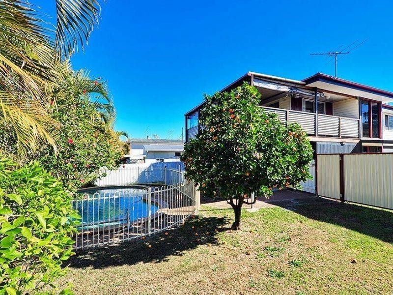 215 Maine Road, Clontarf QLD 4019