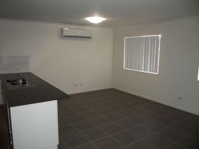 2/9 Wonga Court, Morayfield QLD 4506