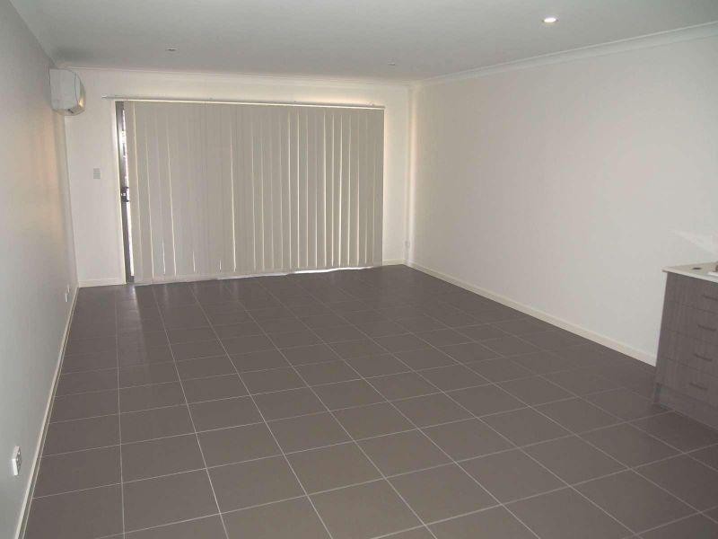 1/4 Coach Road West, Morayfield QLD 4506