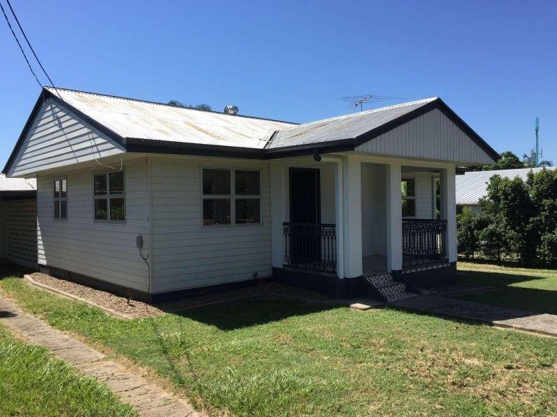 29 Railway Avenue, Strathpine QLD 4500