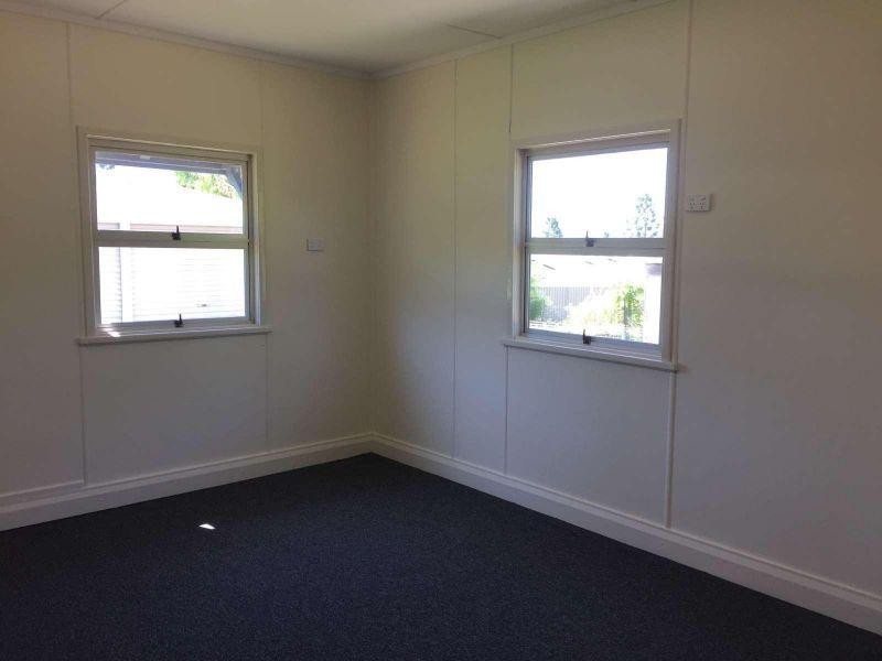 29 Railway Avenue, Strathpine QLD 4500