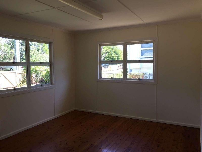 29 Railway Avenue, Strathpine QLD 4500