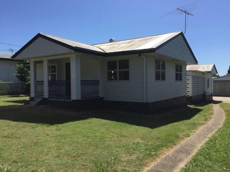 29 Railway Avenue, Strathpine QLD 4500