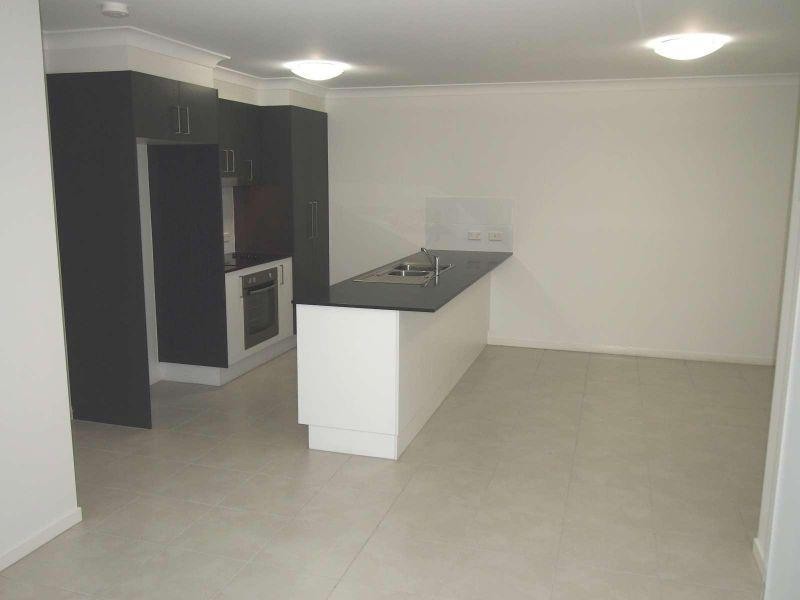 2/46 Bangalow Street, Morayfield QLD 4506