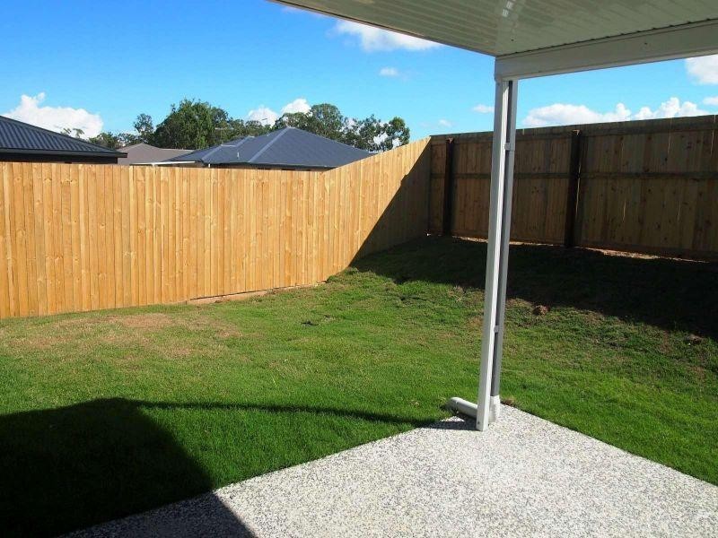 2/8 Coach West Road, Morayfield QLD 4506