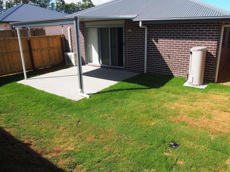 2/8 Coach West Road, Morayfield QLD 4506