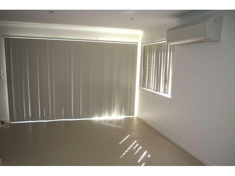 1/63 Braxlaw Crescent, Dakabin QLD 4503