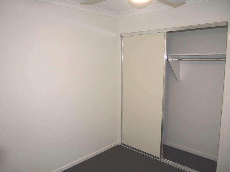 1/63 Braxlaw Crescent, Dakabin QLD 4503