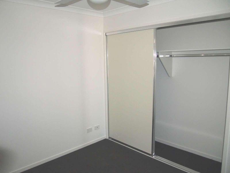 2/63 Braxlaw Crescent, Dakabin QLD 4503