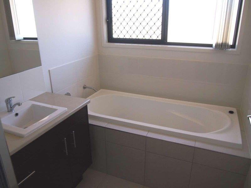 1/5 Llama Court, Dakabin QLD 4503