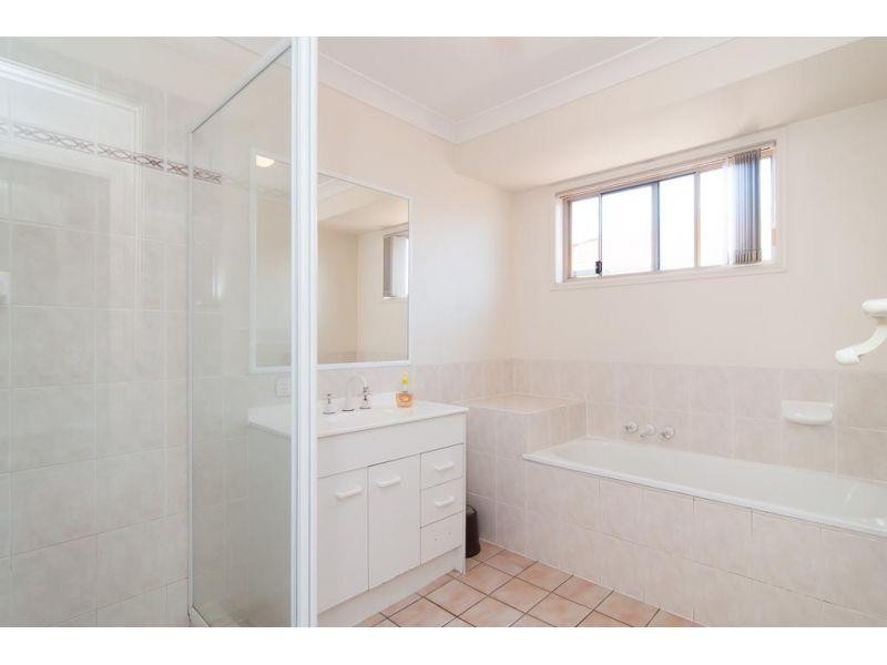 9 Sturt Street, Morayfield QLD 4506