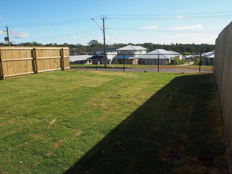 1/65 Braxlaw Crescent, Dakabin QLD 4503